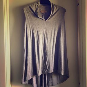 NWT Philosophy hi-lo tunic. Sexy V neck. Grey 0x